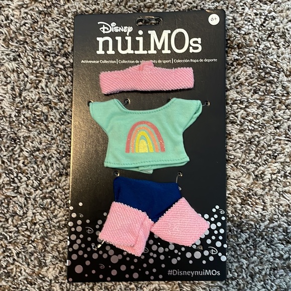 NWT 🆕! Disney Parks nuiMOs Belle Doll with 3 Outfits - Picture 4 of 6